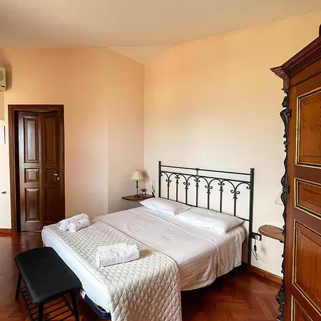 Stefania 게스트하우스 3*