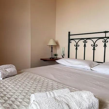 게스트하우스 Stefania 3*