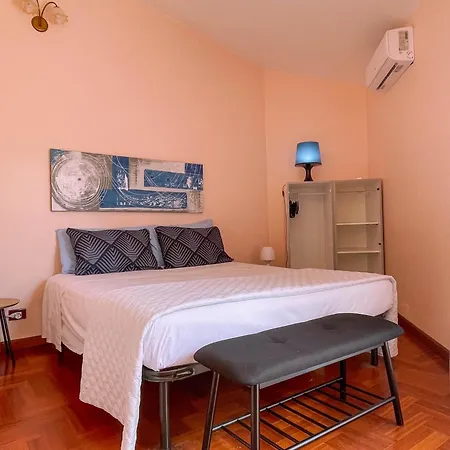 Stefania 게스트하우스 3*